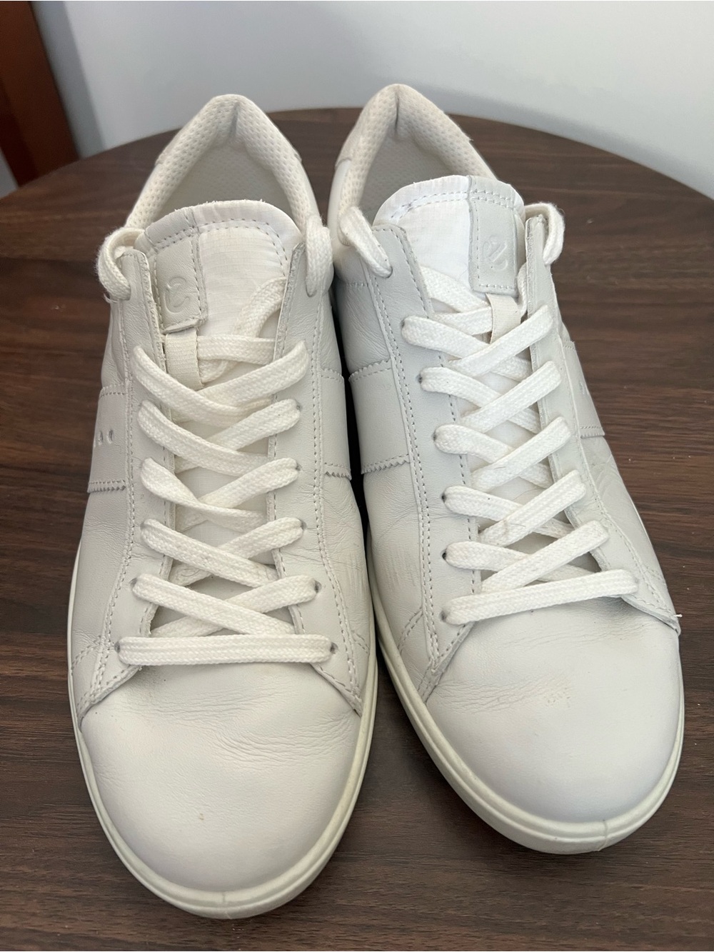 Ecco White Leather Low-Top Sneakers